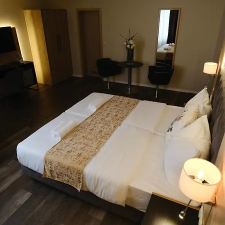 Parkhotel - Rosarium Hotel Uetersen