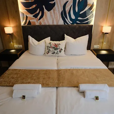 Parkhotel - Rosarium Hotel 4*