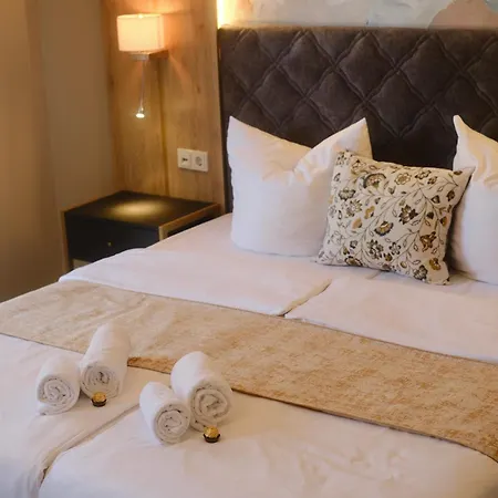 Parkhotel - Rosarium 4*