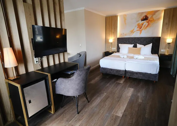 Otel Parkhotel - Rosarium 4*