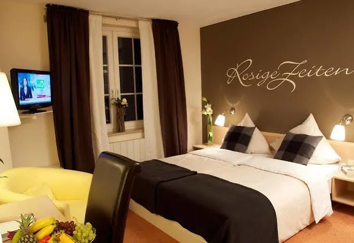 Parkhotel - Rosarium מלון 4*