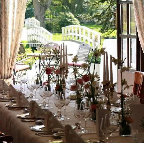 Parkhotel - Rosarium Otel